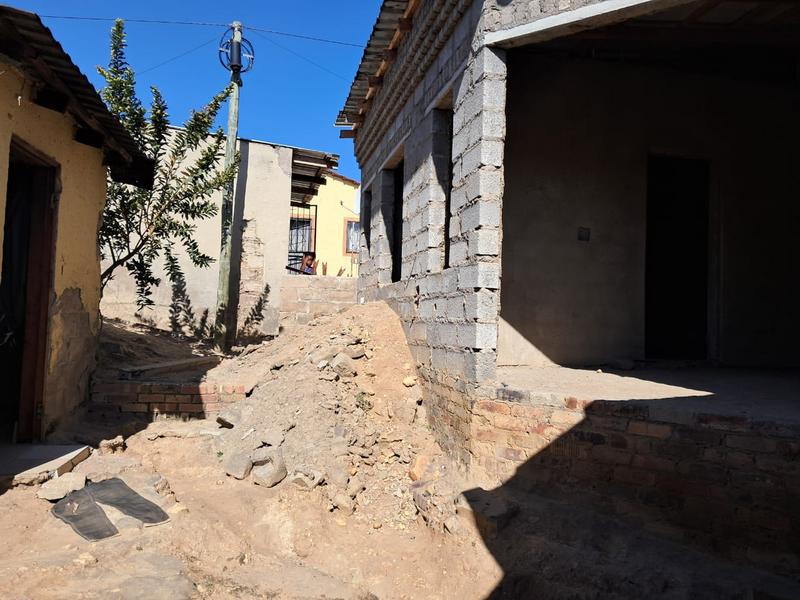 2 Bedroom Property for Sale in Olievenhoutbosch Gauteng