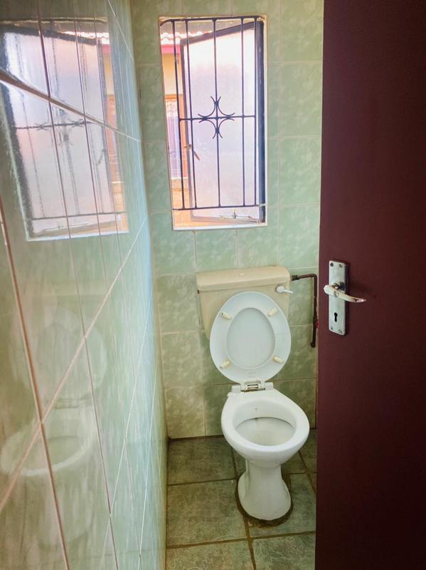 2 Bedroom Property for Sale in Soshanguve UU Gauteng
