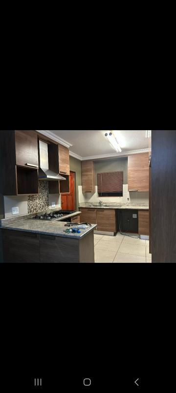 To Let 3 Bedroom Property for Rent in Chancliff A H Gauteng