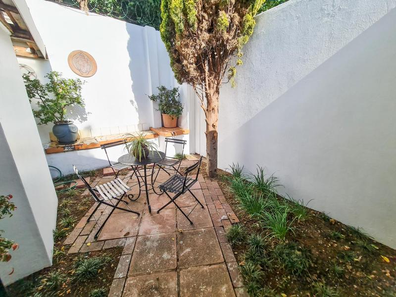 To Let 2 Bedroom Property for Rent in Craighall Park Gauteng