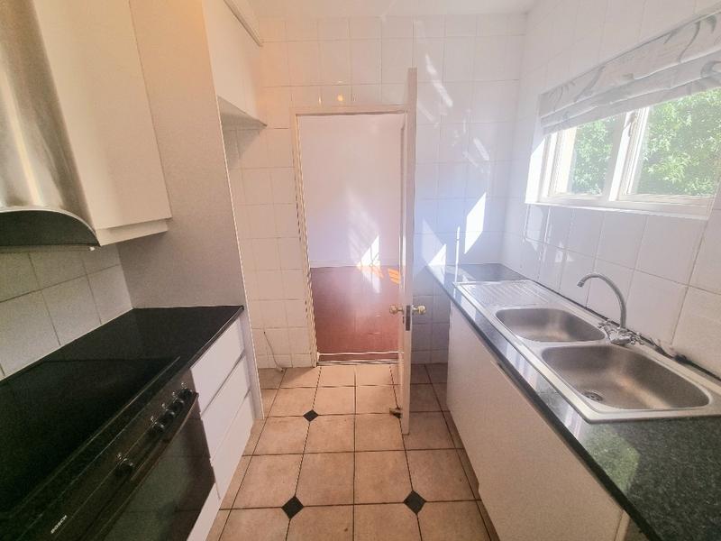 To Let 2 Bedroom Property for Rent in Sandown Gauteng
