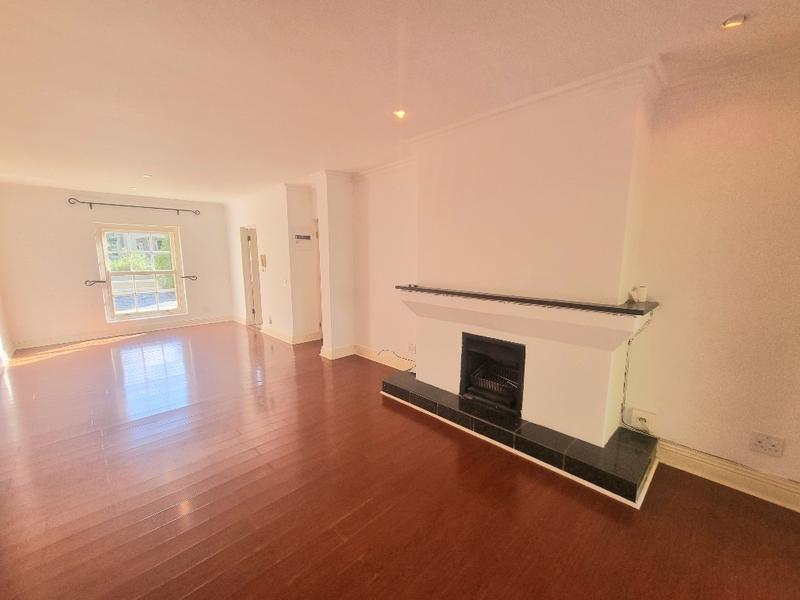 To Let 2 Bedroom Property for Rent in Sandown Gauteng