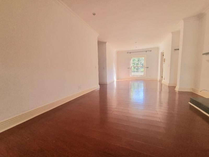 To Let 2 Bedroom Property for Rent in Sandown Gauteng
