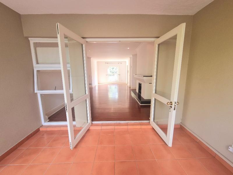 To Let 2 Bedroom Property for Rent in Sandown Gauteng