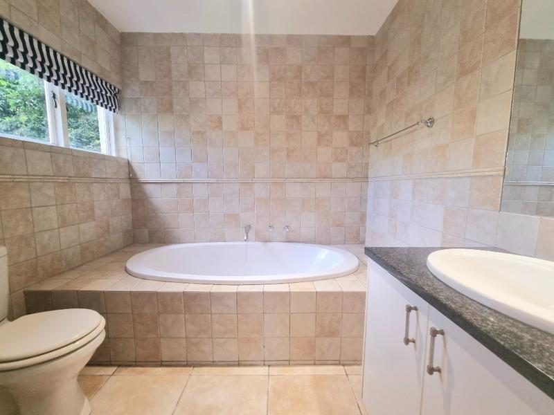 To Let 2 Bedroom Property for Rent in Sandown Gauteng