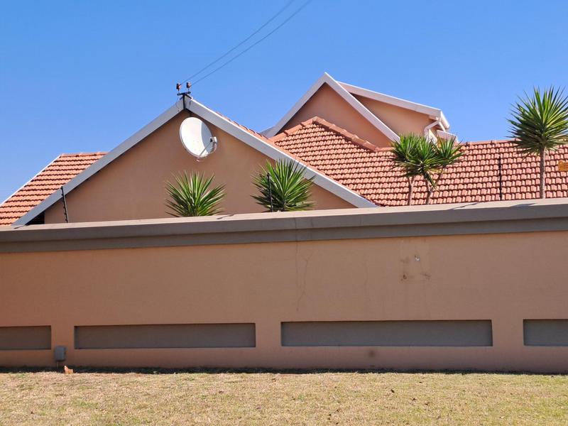 4 Bedroom Property for Sale in Sunnyridge Gauteng