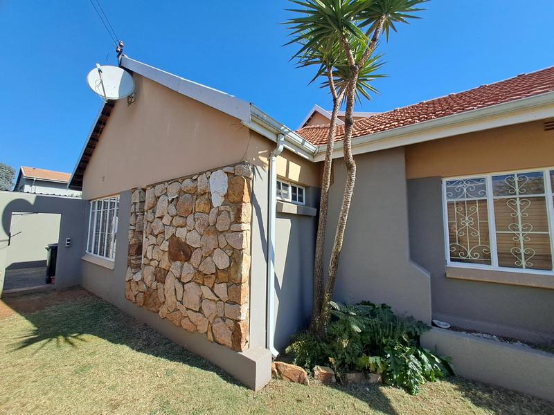 4 Bedroom Property for Sale in Sunnyridge Gauteng