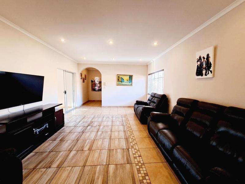 4 Bedroom Property for Sale in Sunnyridge Gauteng