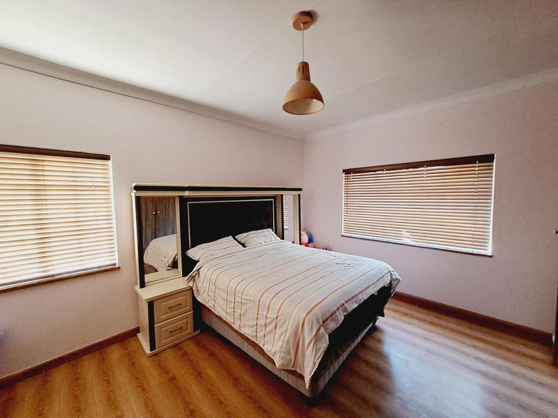 4 Bedroom Property for Sale in Sunnyridge Gauteng