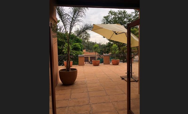 To Let 4 Bedroom Property for Rent in Waterkloof A H Gauteng