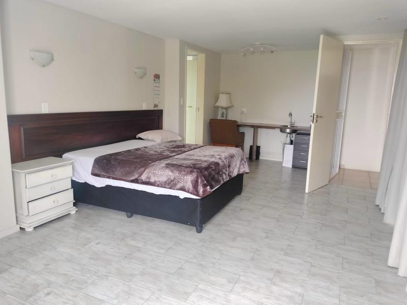 To Let 5 Bedroom Property for Rent in Waterkloof Heights Gauteng