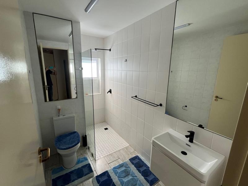 To Let 5 Bedroom Property for Rent in Waterkloof Heights Gauteng