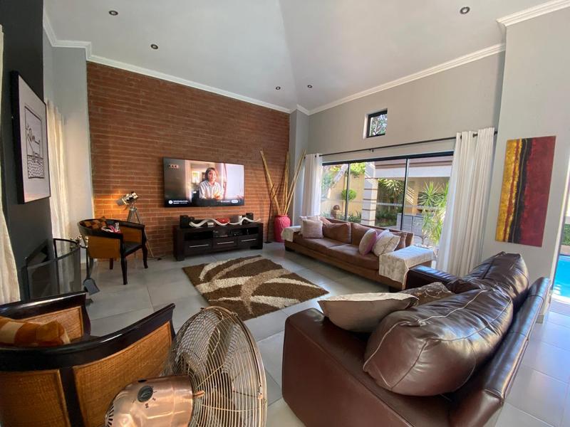 To Let 3 Bedroom Property for Rent in Lonehill Gauteng