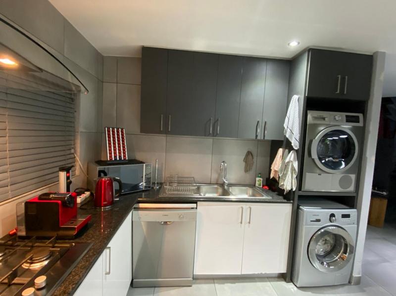 To Let 3 Bedroom Property for Rent in Lonehill Gauteng