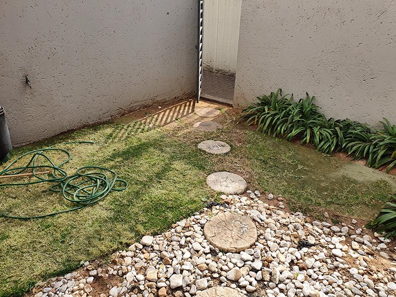 To Let 1 Bedroom Property for Rent in Sandown Gauteng