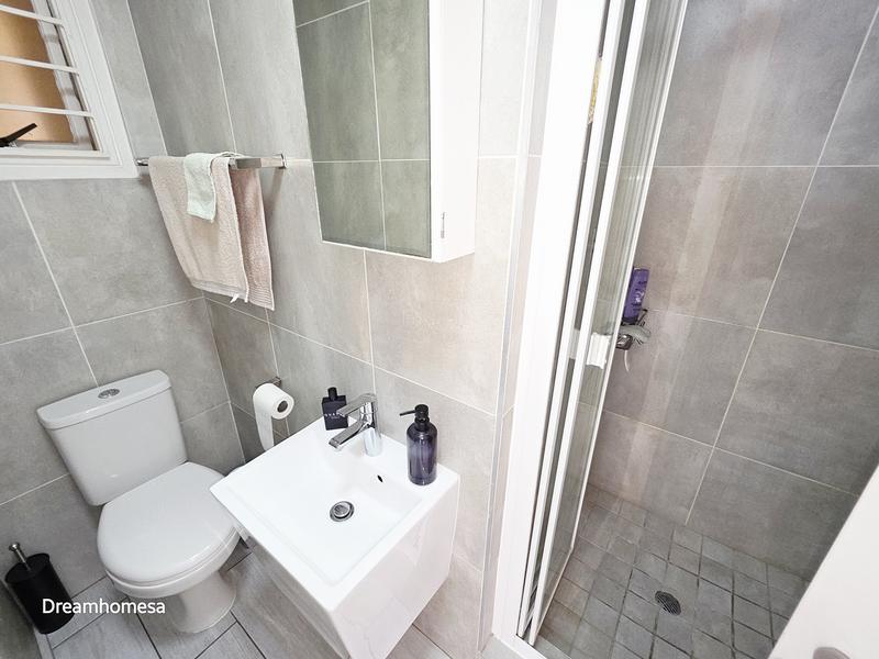 2 Bedroom Property for Sale in Morningside Gauteng