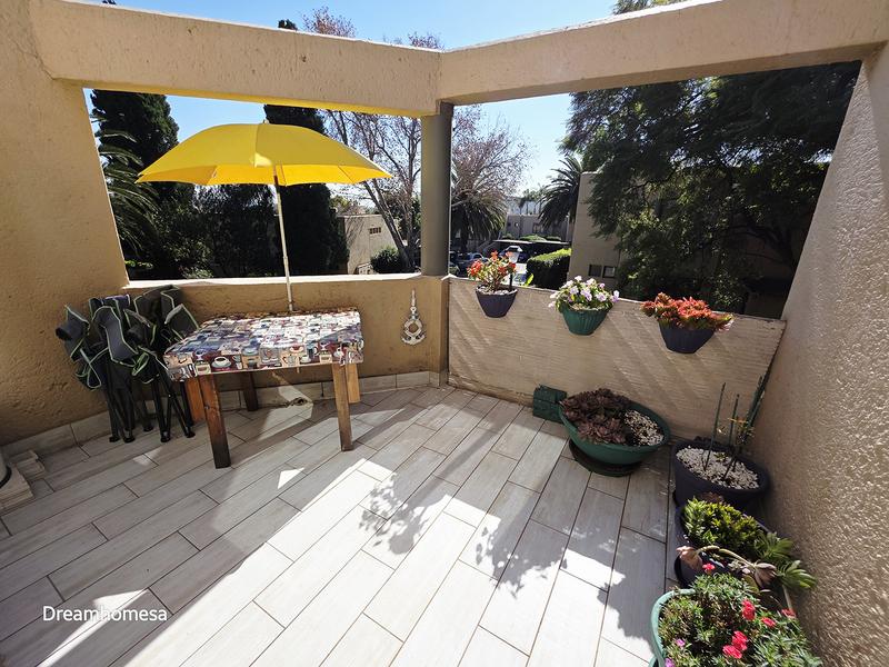 2 Bedroom Property for Sale in Morningside Gauteng