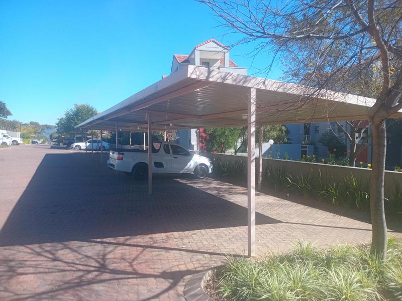 To Let 1 Bedroom Property for Rent in Fourways Gauteng