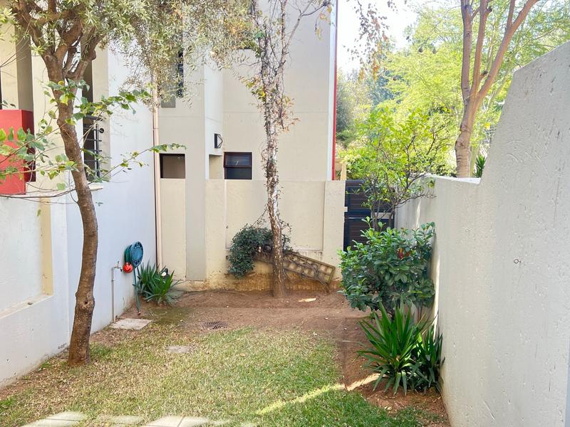 To Let 0 Bedroom Property for Rent in Lonehill Gauteng