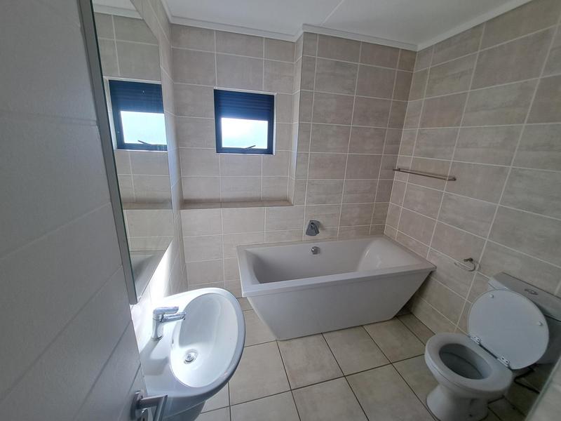 1 Bedroom Property for Sale in Greencreek Lifestyle Estate Gauteng