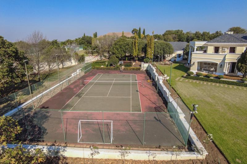 6 Bedroom Property for Sale in Cornwall Hill Gauteng