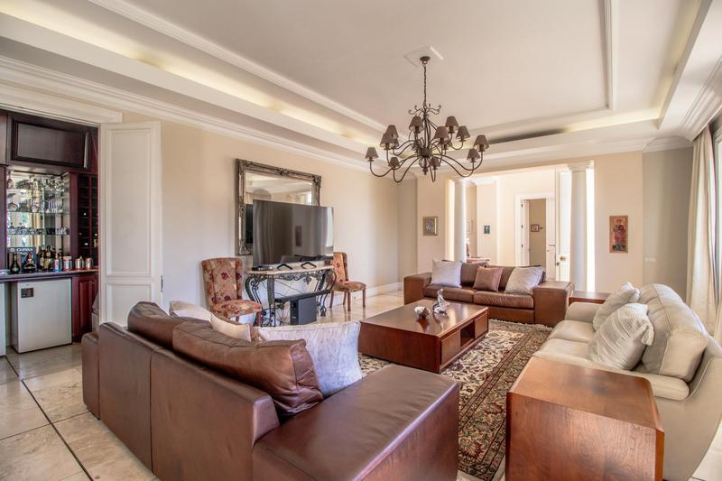 6 Bedroom Property for Sale in Cornwall Hill Gauteng
