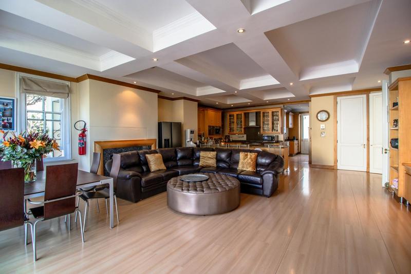 6 Bedroom Property for Sale in Cornwall Hill Gauteng