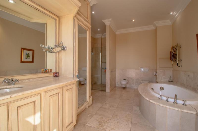 6 Bedroom Property for Sale in Cornwall Hill Gauteng