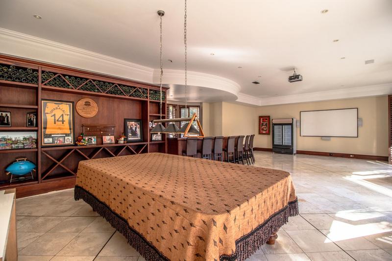 6 Bedroom Property for Sale in Cornwall Hill Gauteng