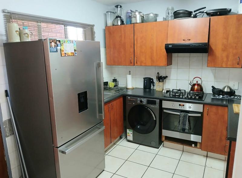 2 Bedroom Property for Sale in Annlin Gauteng