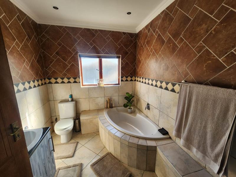 3 Bedroom Property for Sale in Zambezi Country Estate Gauteng