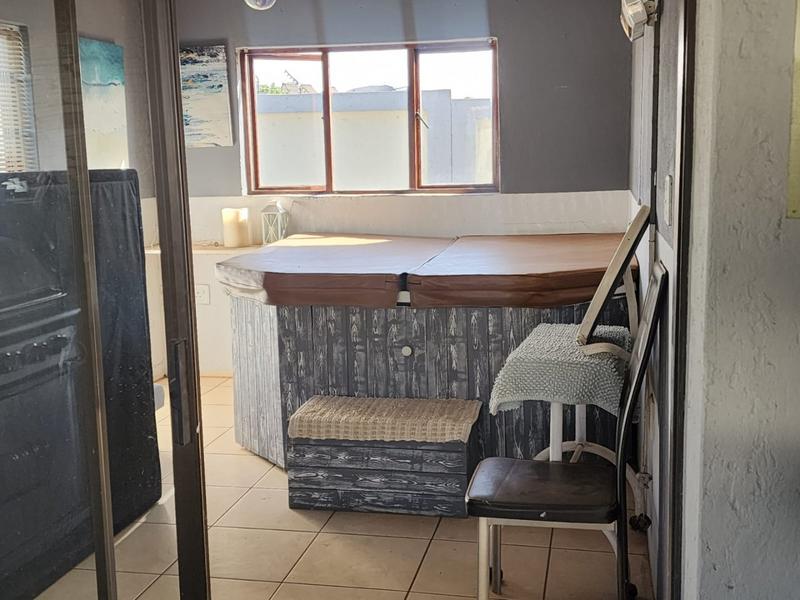 3 Bedroom Property for Sale in Zambezi Country Estate Gauteng