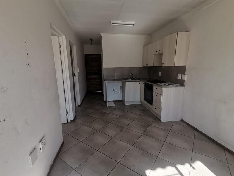 2 Bedroom Property for Sale in Albertsdal Gauteng