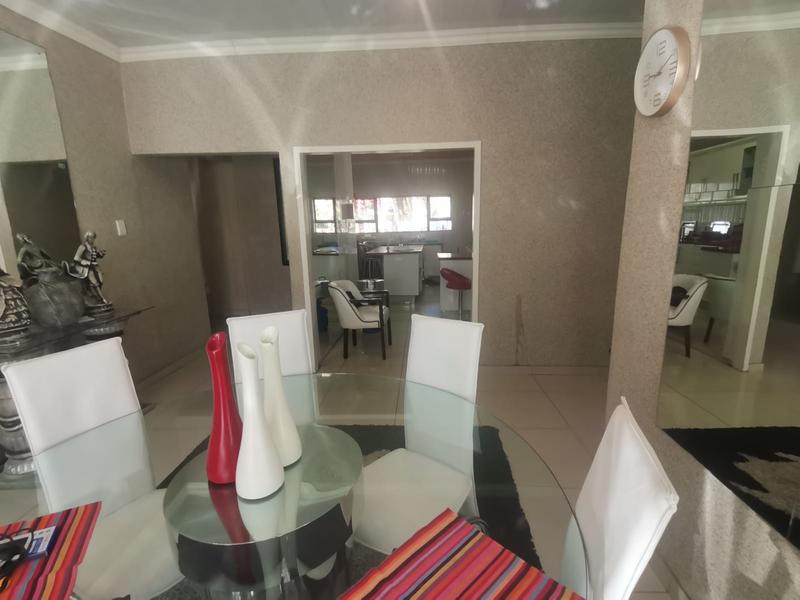 4 Bedroom Property for Sale in Brackendowns Gauteng