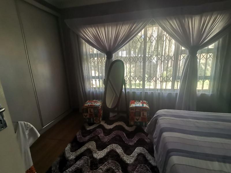 4 Bedroom Property for Sale in Brackendowns Gauteng