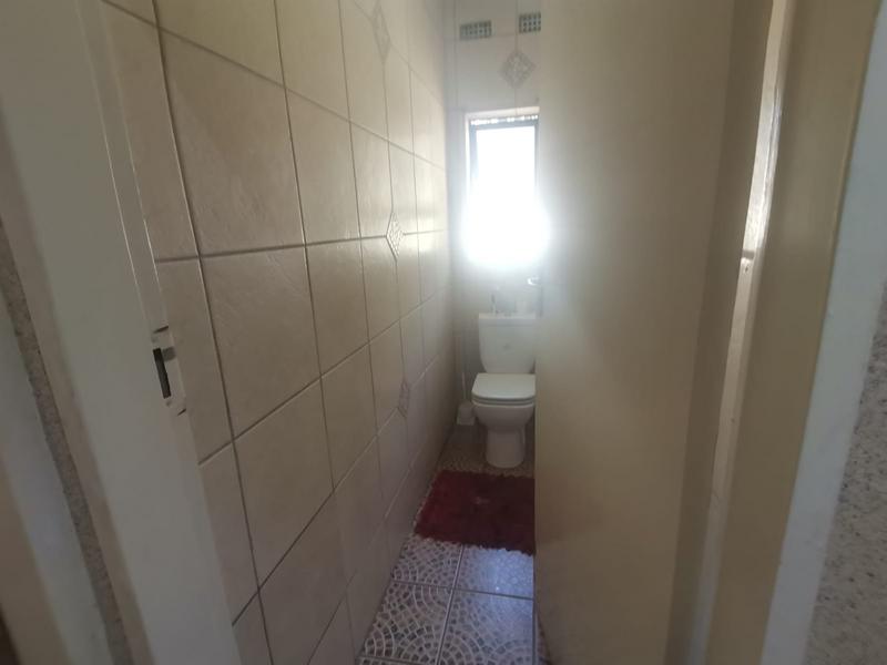 4 Bedroom Property for Sale in Brackendowns Gauteng