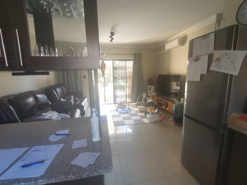 2 Bedroom Property for Sale in Brackendowns Gauteng