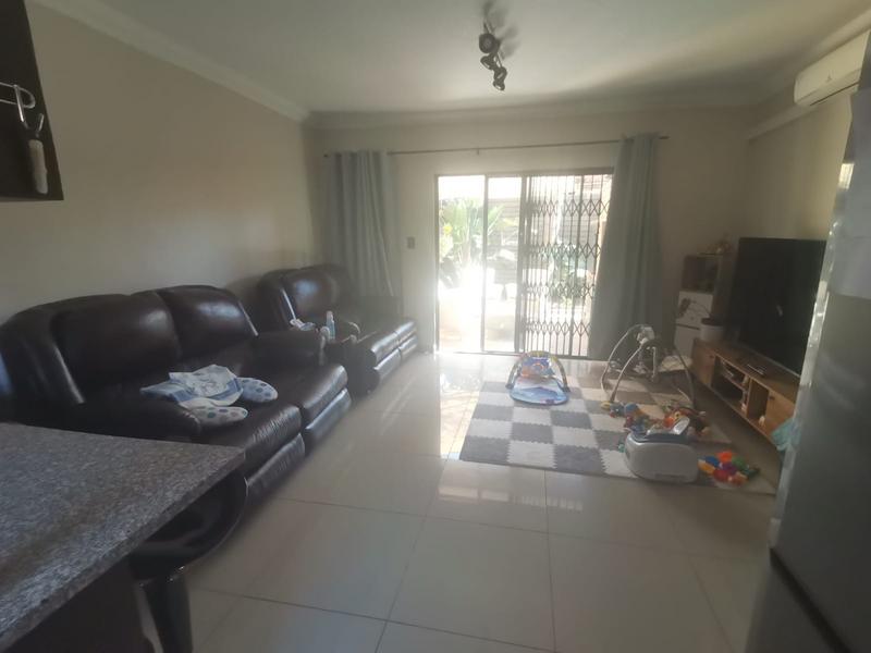 2 Bedroom Property for Sale in Brackendowns Gauteng