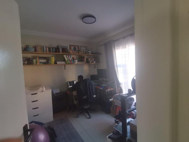 2 Bedroom Property for Sale in Brackendowns Gauteng