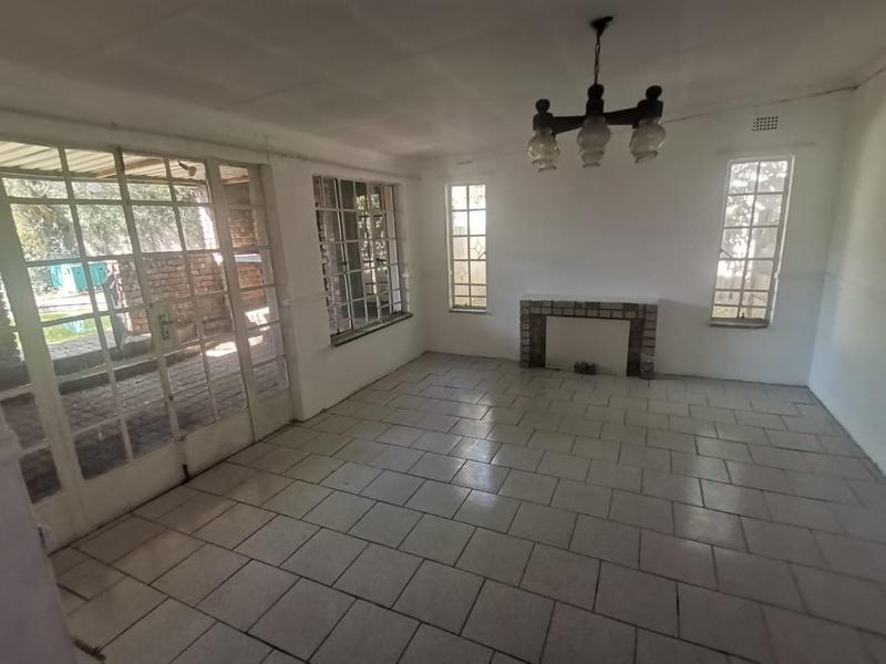 3 Bedroom Property for Sale in Brackendowns Gauteng