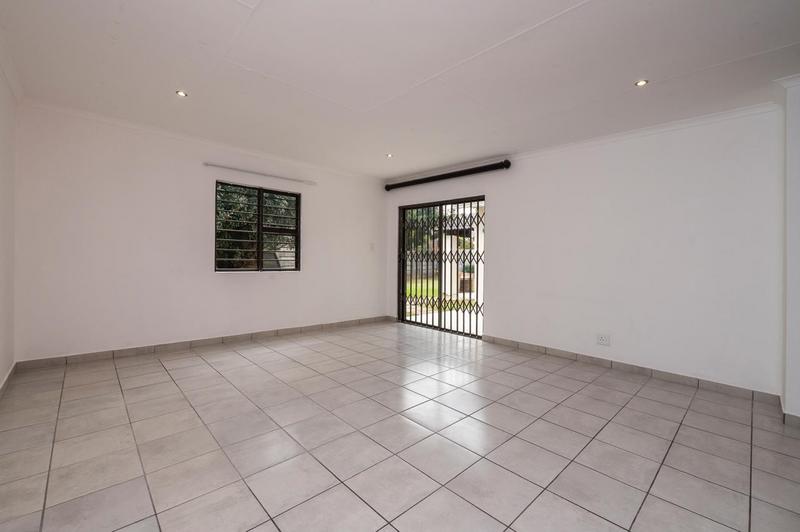 5 Bedroom Property for Sale in Brackenhurst Gauteng
