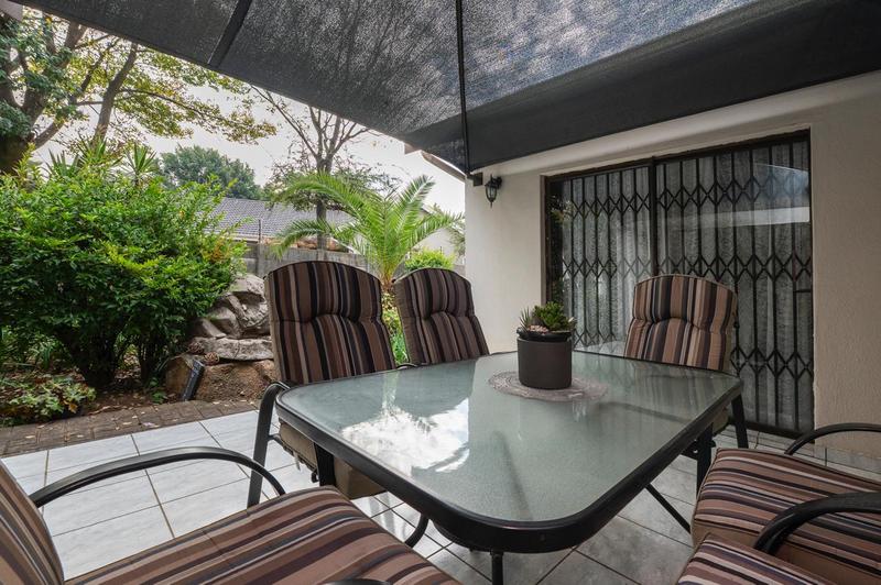 5 Bedroom Property for Sale in Brackenhurst Gauteng