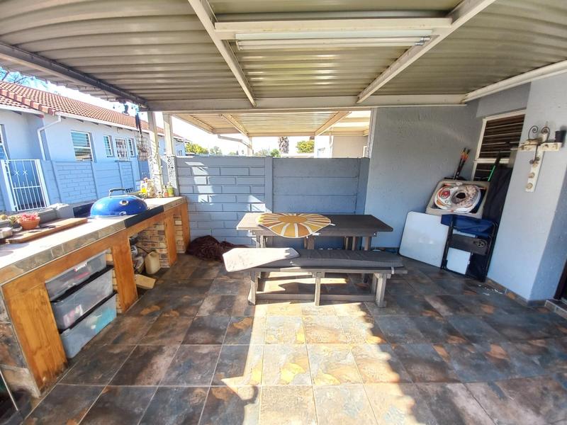 3 Bedroom Property for Sale in Meyersdal Gauteng