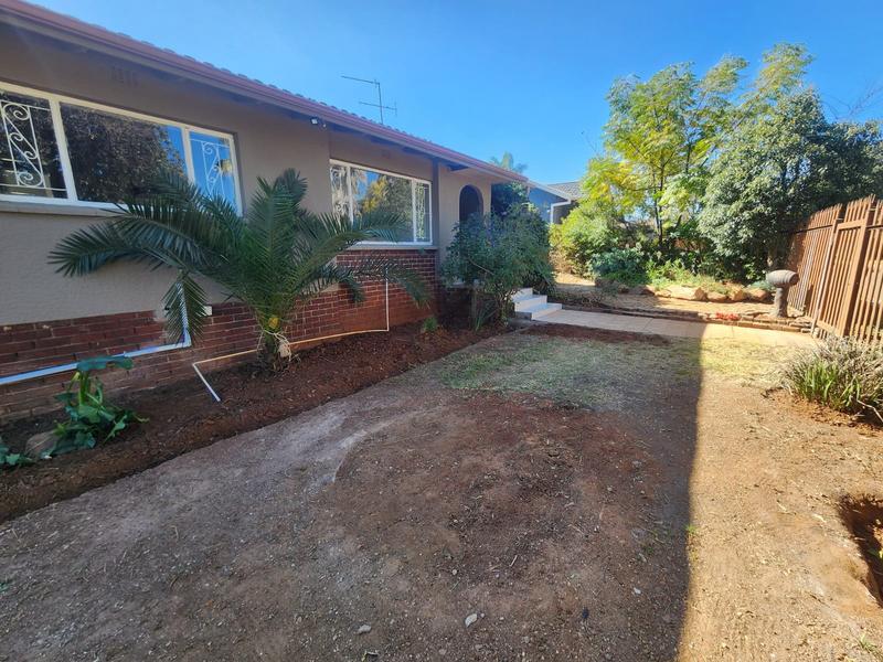 3 Bedroom Property for Sale in Verwoerdpark Gauteng