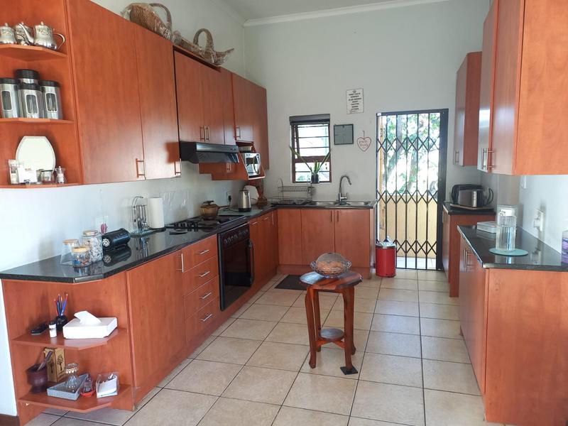 3 Bedroom Property for Sale in Oakdene Gauteng