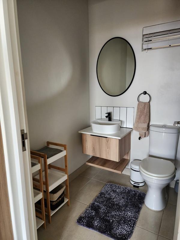 2 Bedroom Property for Sale in Aspen Hills Gauteng