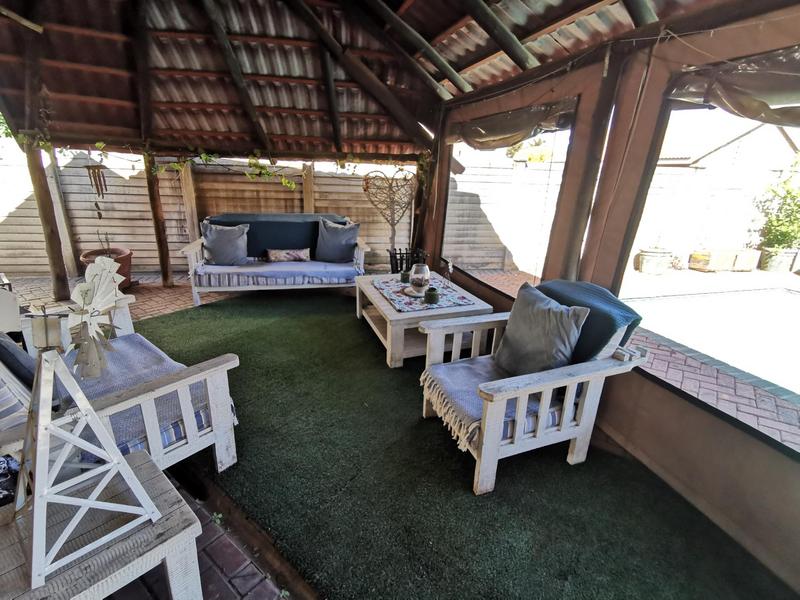 To Let 3 Bedroom Property for Rent in Kookrus Gauteng