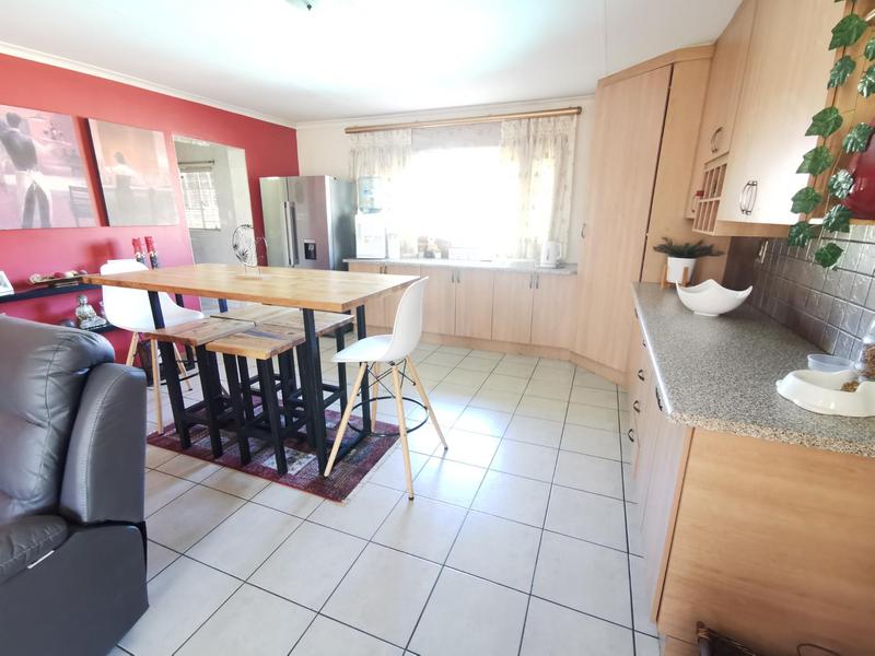 To Let 3 Bedroom Property for Rent in Kookrus Gauteng