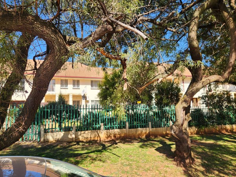 2 Bedroom Property for Sale in Three Rivers Gauteng