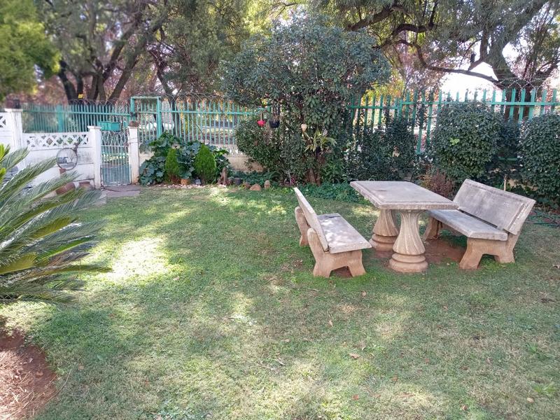 2 Bedroom Property for Sale in Three Rivers Gauteng